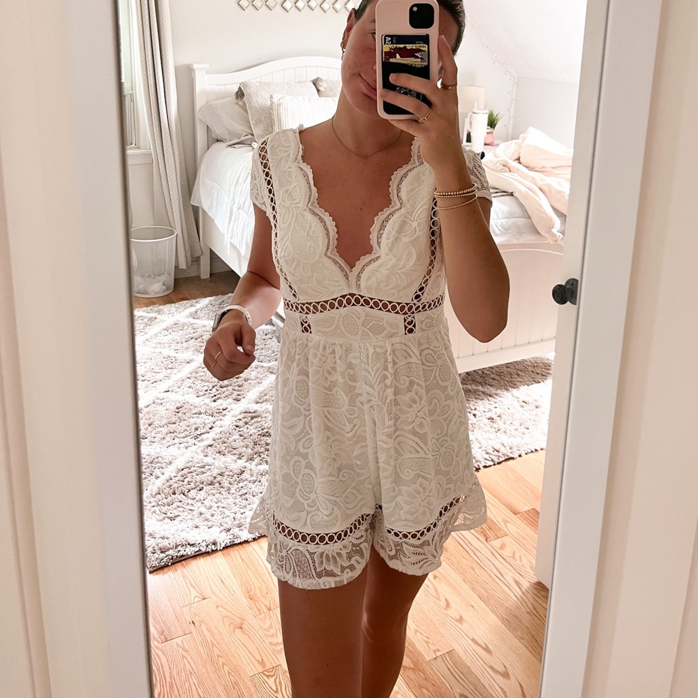 White lace romper
